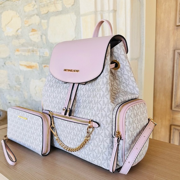 NWT - Picture 2 of 13